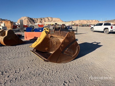 60 in Cleanup Excavator Bucket