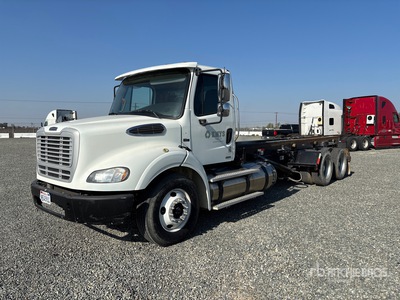 2012 Freightliner M2 112 6x4 Roll-Off Truck