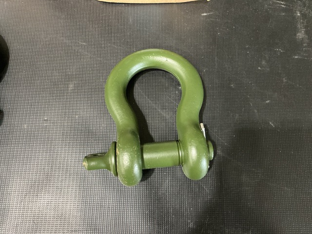 (15) WLL13 1/2T Shackles (15) WLL13 1/2T Shackles
