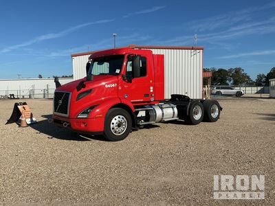 2021 Volvo VNR 4x2 S/A Sleeper Truck Tractor