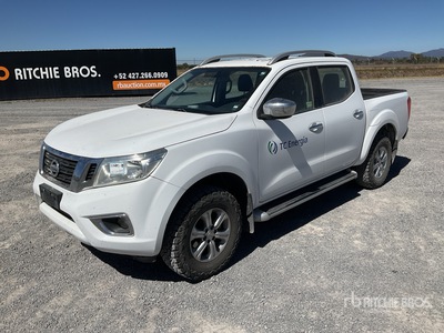 2017 Nissan Frontier LE 4x2 Crew Cab Camioneta / Pickup