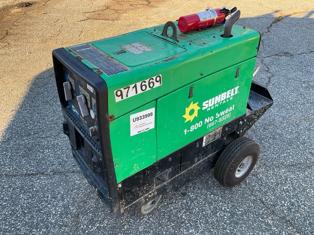 2017 Miller Bobcat 250 Multi-Process Engine Driven Welder (Inoperable) 2017 Miller Bobcat 250 Multi-Process Engine Driven Welder (Inoperable)