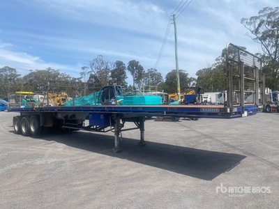 2009 Krueger 12.7 m Tri/A Flatbed Trailer