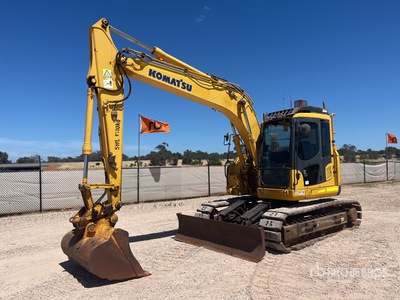 2016 Komatsu PC138US-8 油圧ショベル