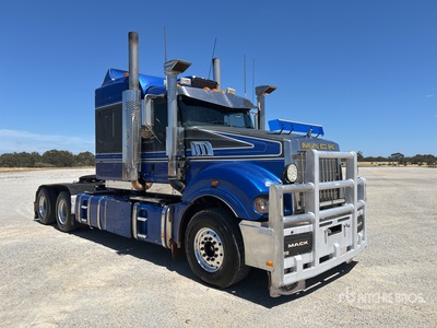 2013 Mack CXXT Titan 6x4 Cabeza Tractora Cabina Dormitorio