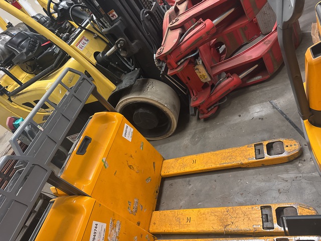 2021 Jungheinrich EJE120 4500 lb Electric Pallet Jack