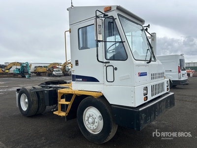 2006 Daysworth Ottawa Tracteur de manœuvre