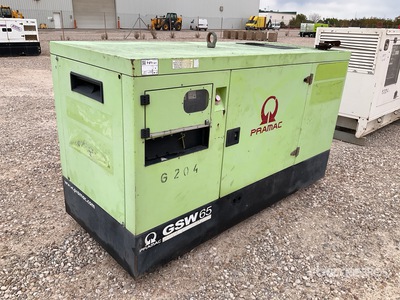 2014 Pramac GSW65 発電機セット (250-749 kw/310-950 kva)