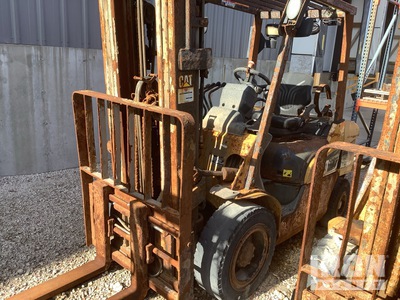 2019 Cat MH GP30N 5450 lb Heftruck