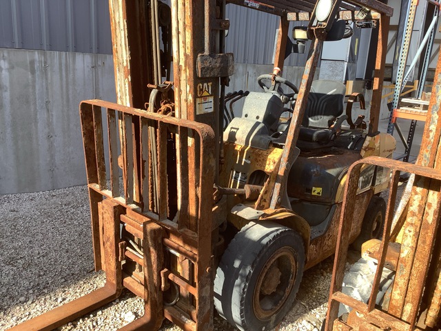 2020 Cat MH GP30N 5450 lb Forklift 2020 Cat MH GP30N 5450 lb Forklift