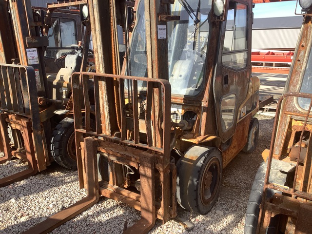 2020 Cat MH GP30N 6000 lb Pneumatic Tire Forklift 2020 Cat MH GP30N 6000 lb Pneumatic Tire Forklift