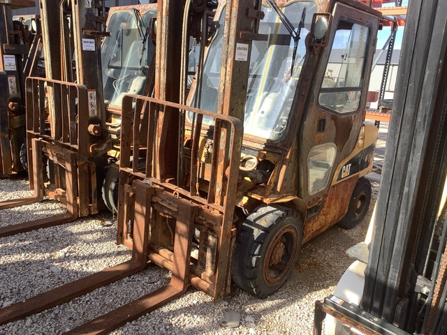 2020 Cat GP30N 10490 lb Forklift 2020 Cat GP30N 10490 lb Forklift