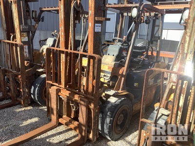 2019 Cat MH GP30N 6000 lb Heftruck