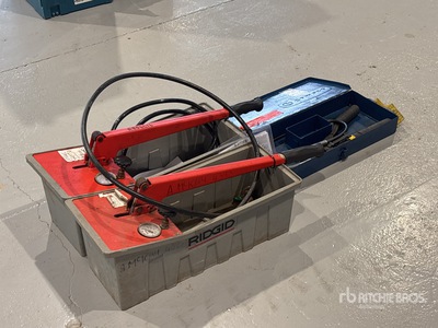 Quantity of (2) Pressure Tester & Hand Pump ادوات صناعية متنوعة