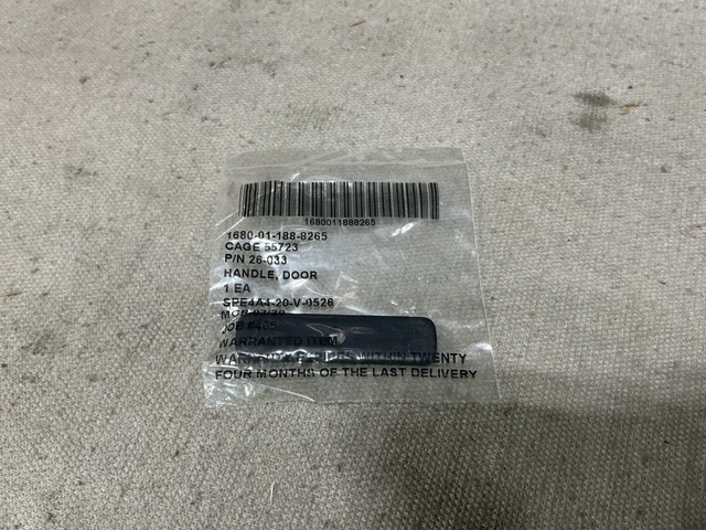 (278) Spectrum Associates 26-033 Door Handles