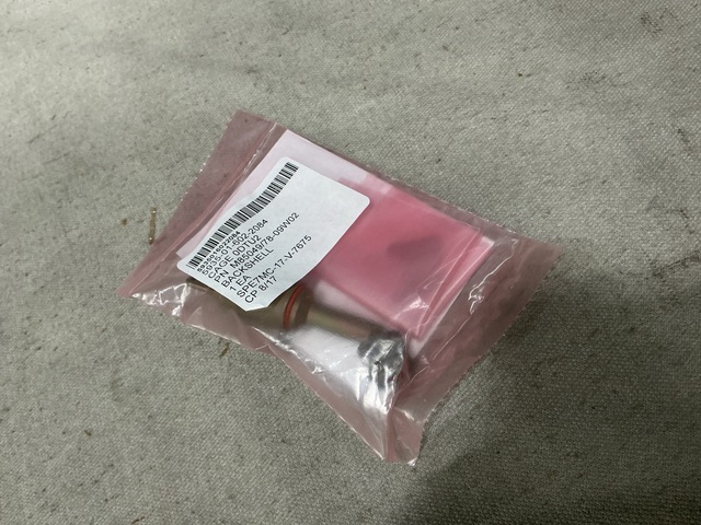 (90) B.J.G Electronics M85049/78-09W02 Backshells