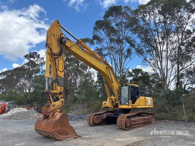 Komatsu PC450-7E0 Tracked Excavator