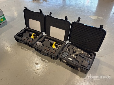 Quantity of (3) Torque Gun Varios, herramientas manuales