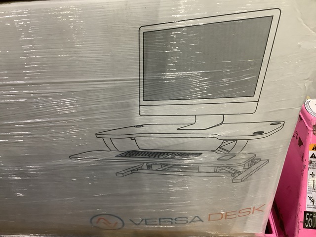 (8) VersaDesk Corner Desktop Risers