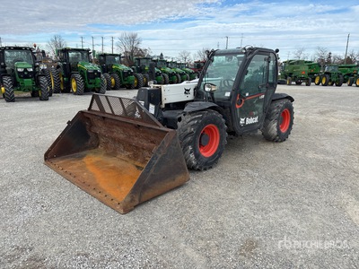 2017 Bobcat V519 Sollevatore telescopico