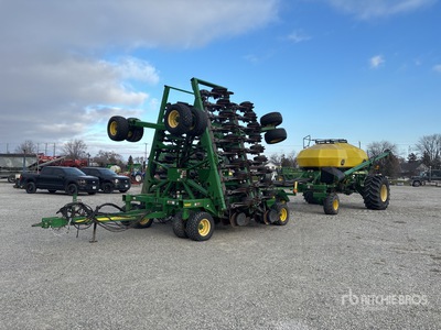 2013 John Deere 1890 30 ft No-Till Air Drill