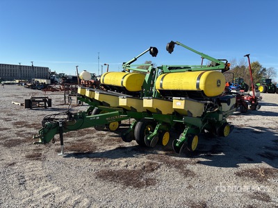 1995 John Deere 1760 12 Row No-Till Planter