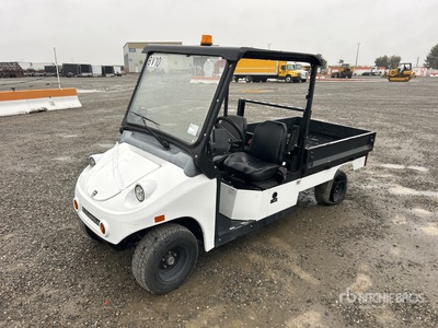 2019 Columbia 4x2 Electric Utility Vehicle