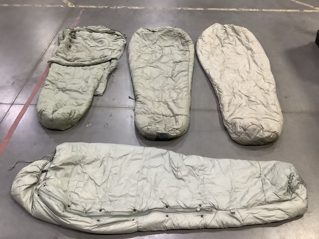 (74) Sleeping Bags (74) Sleeping Bags