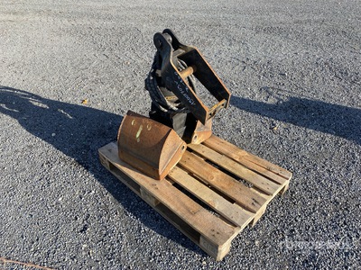 2019 Kinshofer C02H-40 1-2 to Excavator Grapple