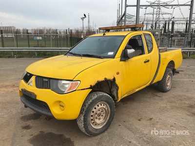 2007 Mitsubishi L200 4x4 Extended Cab Pickup