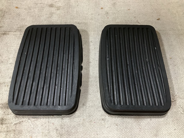 (14) Kalmar 75824664 Pedal Pads