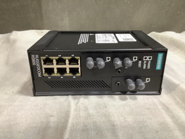 (3) Siemens Ruggedcom RS900 Compact Switches