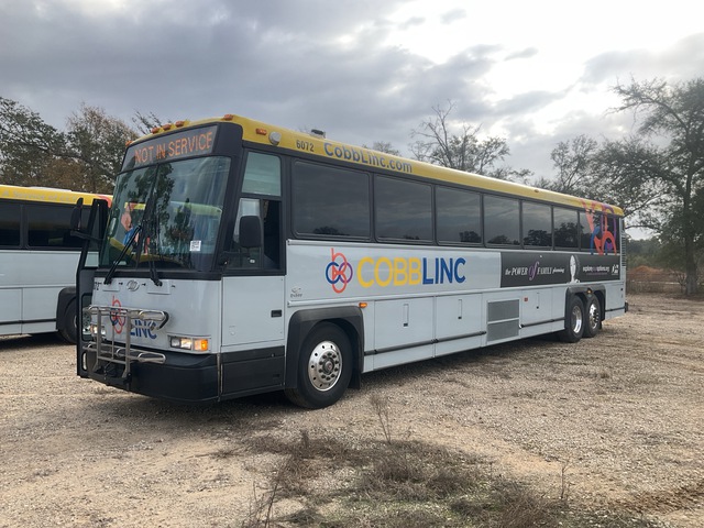 2006 MCI Motor Coach D4500 Coach