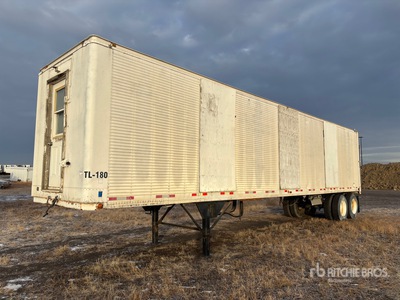 1975 42 ft x 96 in T/A Tool Crib Gesloten aanhangwagen