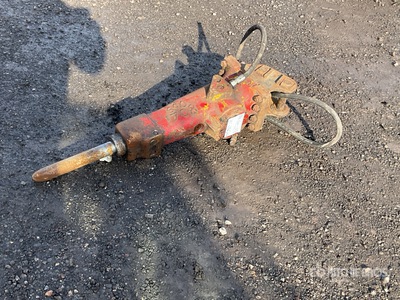 Hydraulic Breaker
