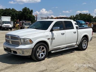 2014 Ram 1500 Laramie 4x4 Crew Cab Pickup