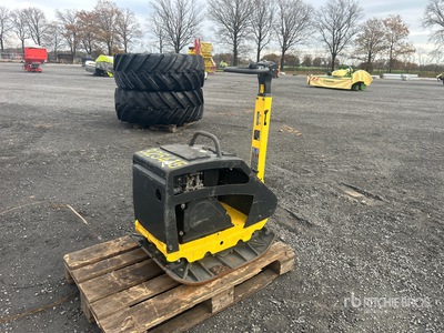 2020 Bomag BPR 35/60D Vibratory Plate Compactor