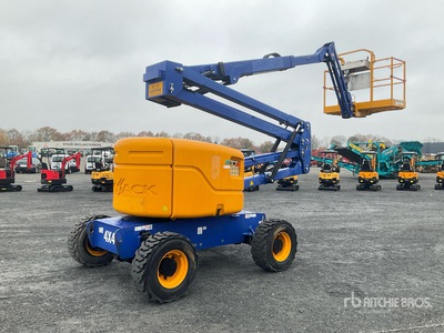 2018 Skyjack SJ46 4WD AJ Articulating Boom Lift