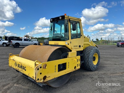 2015 Bomag BW211D-50 Smooth Drum Compactor