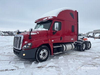2019 Freightliner Cascadia 125 6x4 T/A Sleeper Truck Tractor