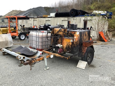 1996 (unverified) LeeBoy L250T Asphalt Kettle