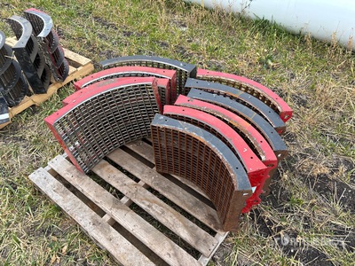 Quantity of (10) Combine Concaves