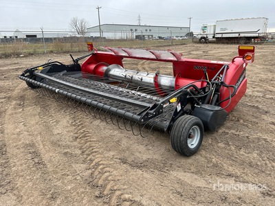 2011 Case IH 2016 16 ft ヘッダー