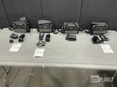 (4) Canon Vixia HF R800 Video Cameras