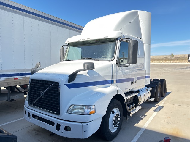 2015 Volvo VNM 6x4 T/A Sleeper Truck Tractor