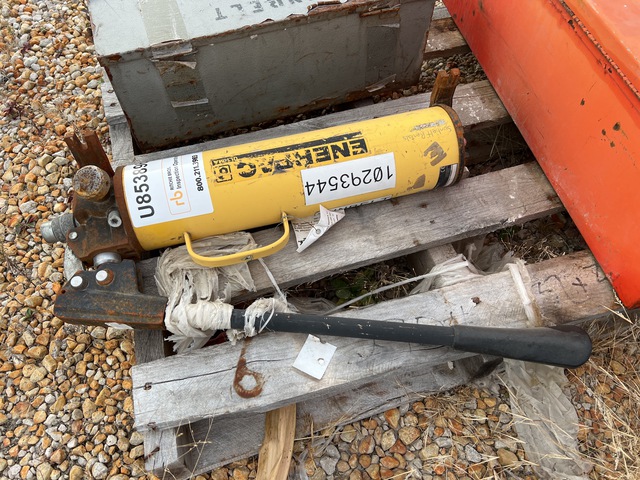 2020 Enerpac P-80 Hydraulic Hand Pump