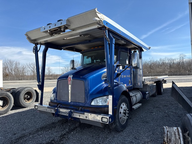 2016 Kenworth T370 6x2 Car Carrier Truck