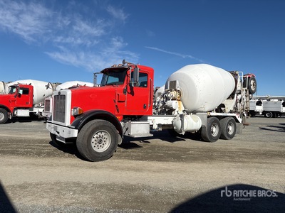 2014 Pelterbilt 365 8x4 Mixer Truck