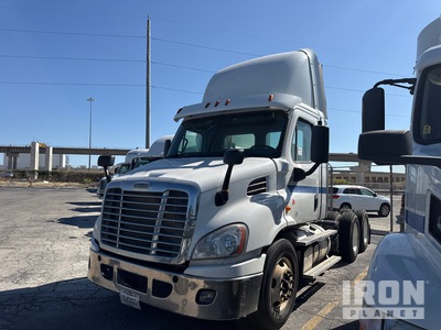 2017 Freightliner CA113SLP 6x4 T/A Day Cab Truck Tractor (Inoperable)