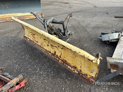 Western 8 ft 2 Way Schneepflug